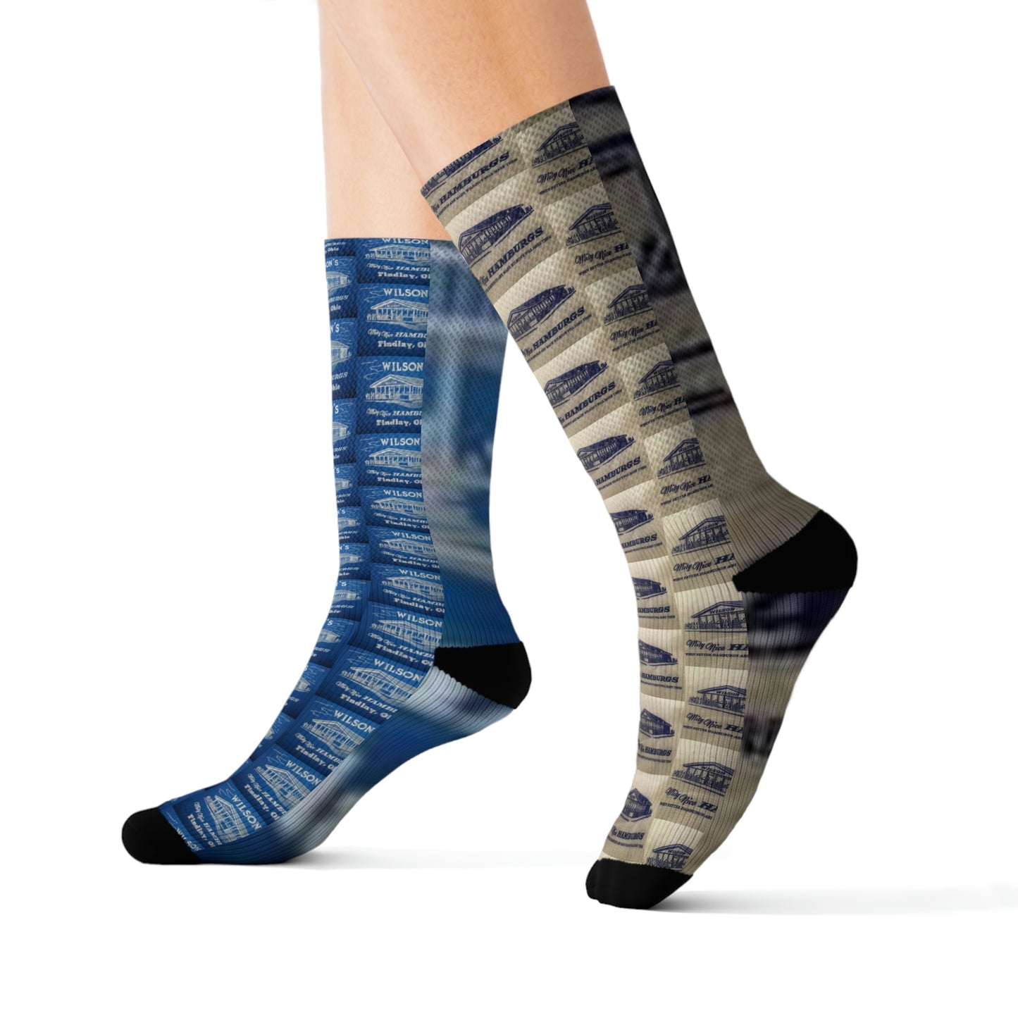 Wilson’s logo the Wilson’s 45840 Collection Sublimation Socks