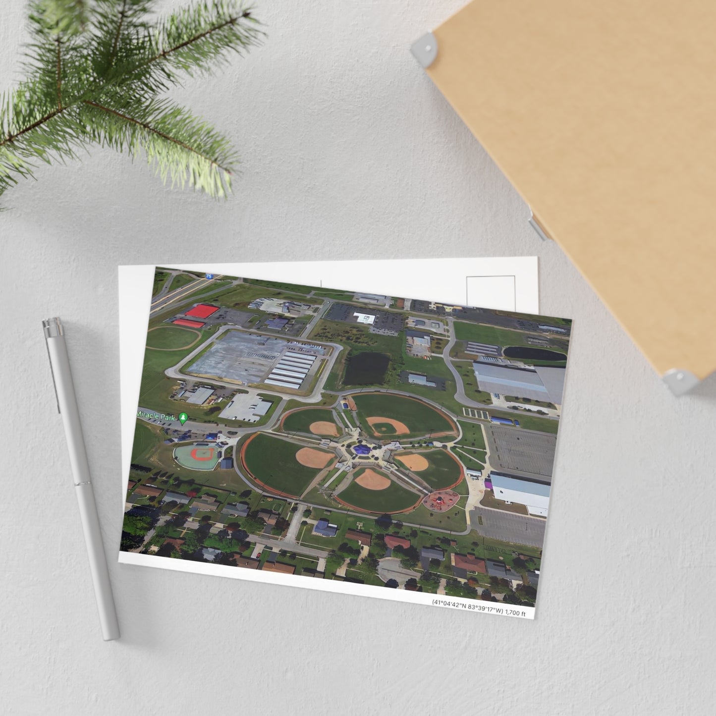 Postkarten von Google Earth 🌏🏞️: Findlay Miracle Park Fine Art Postcards