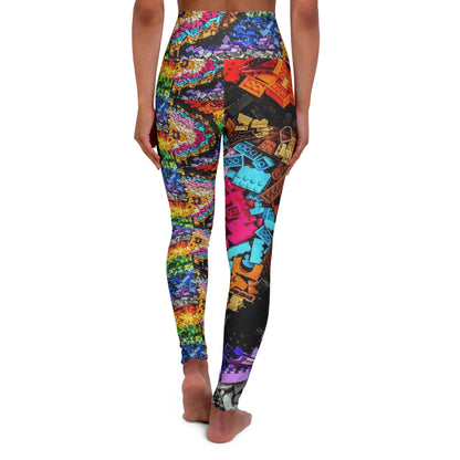 PRIDE 2023 Yoga-Leggings mit hoher Taille (AOP)